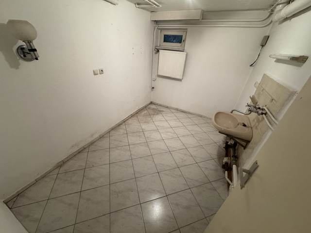 482-41-AdH36.jpeg